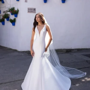 Pronovias