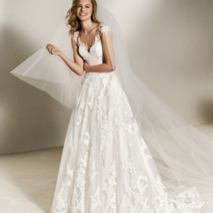 Pronovias