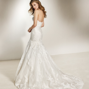 Pronovias