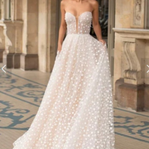 Pronovias